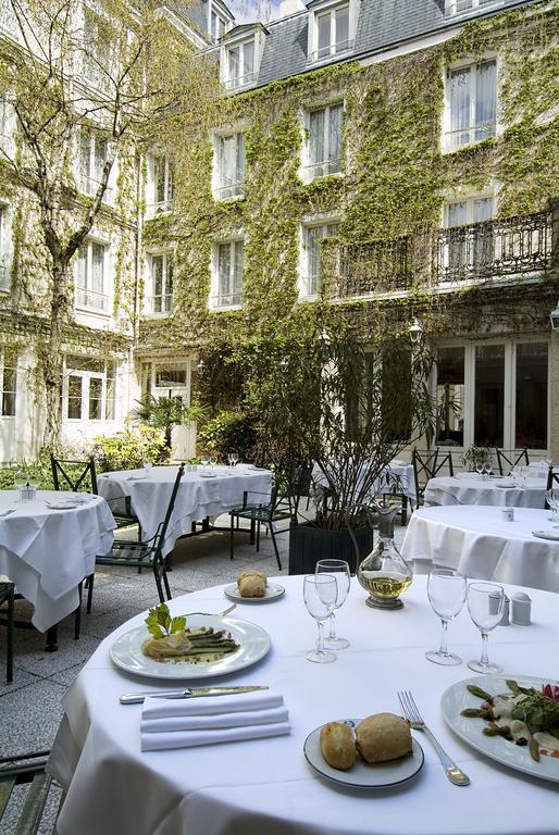 Hotel Restaurant Napoleon Fontainebleau Exterior photo